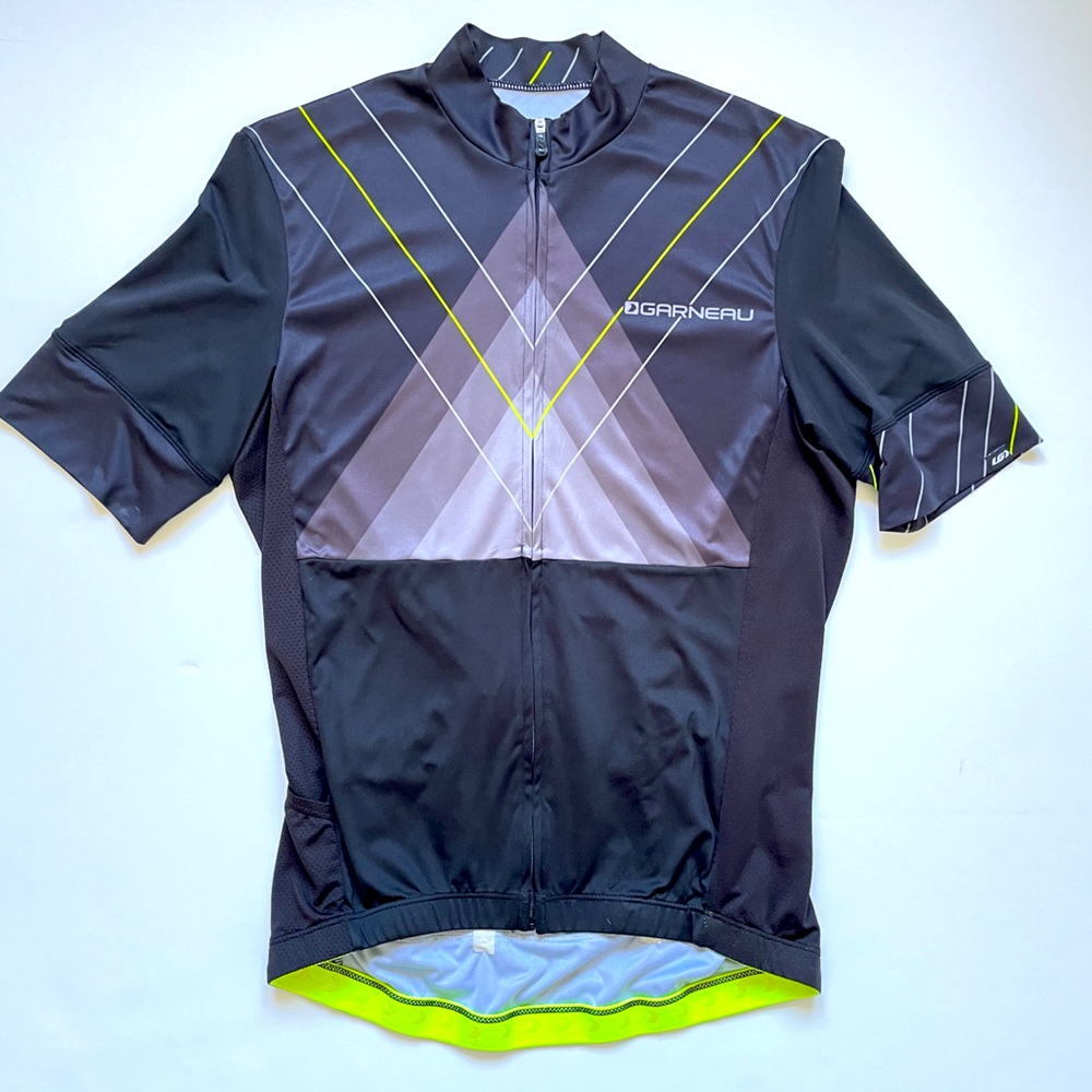 LG cycling jersey EUC standard fit